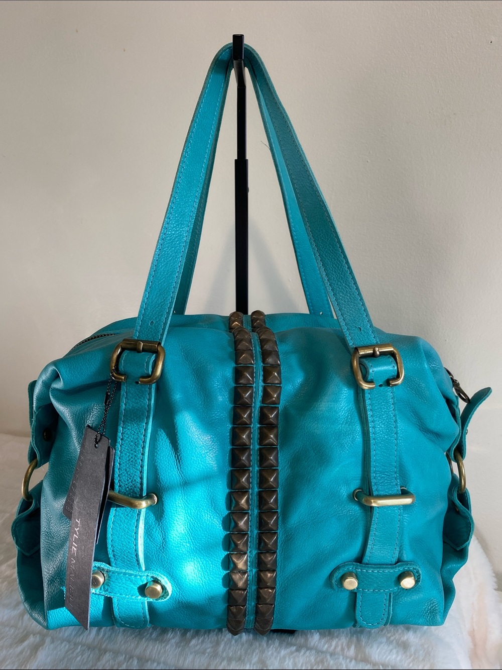 Stunning Tylie Malibu Runaway West RW1976 Shoulder Bag in Turquoise Leather